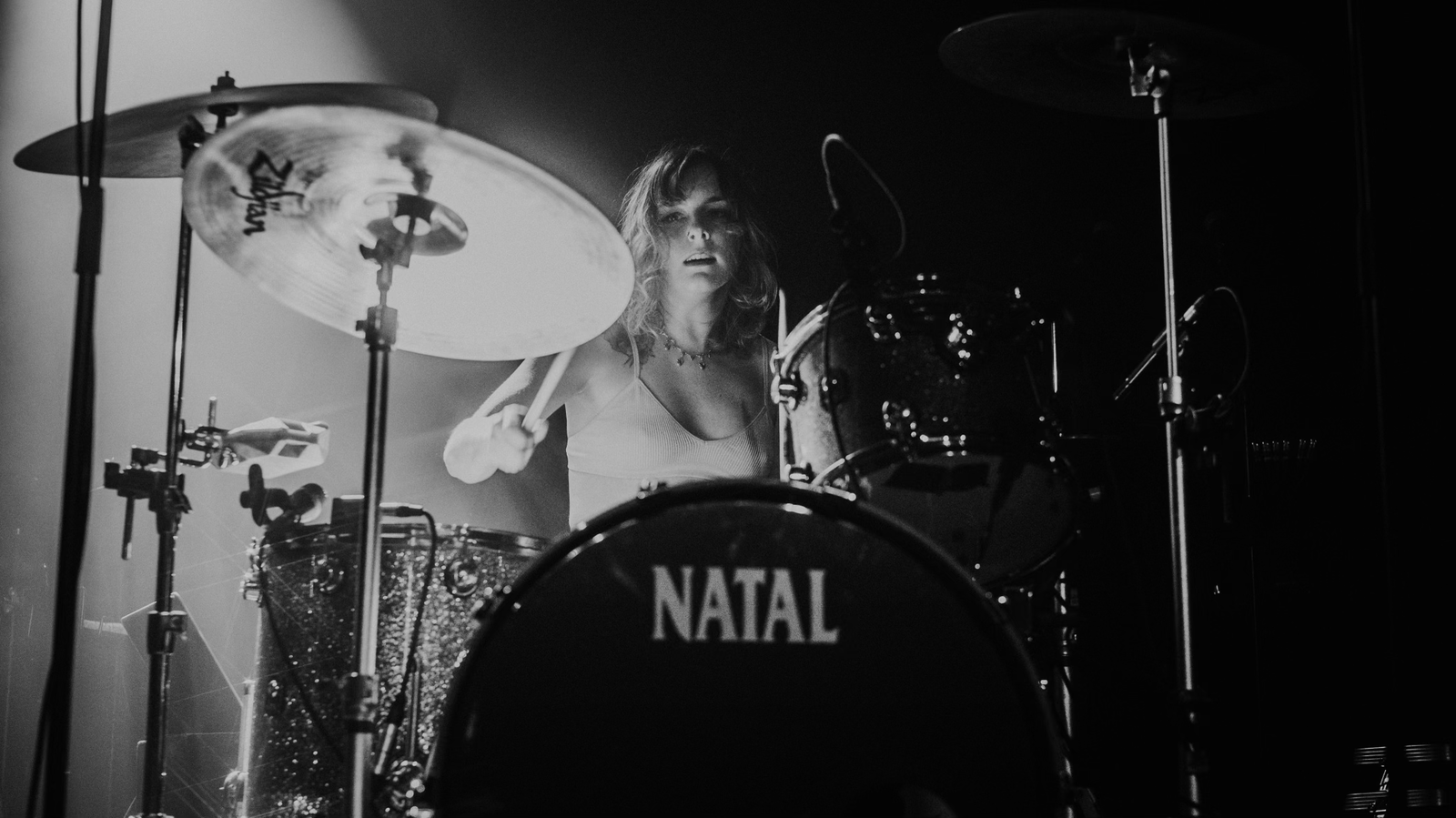 Lainey loops drummer